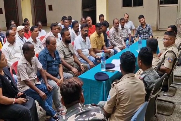 Potka : कोवाली थाना में कम्युनिटी पुलिसिंग बैठक का आयोजन, लोगों ने खुलकर रखीं समस्याएं