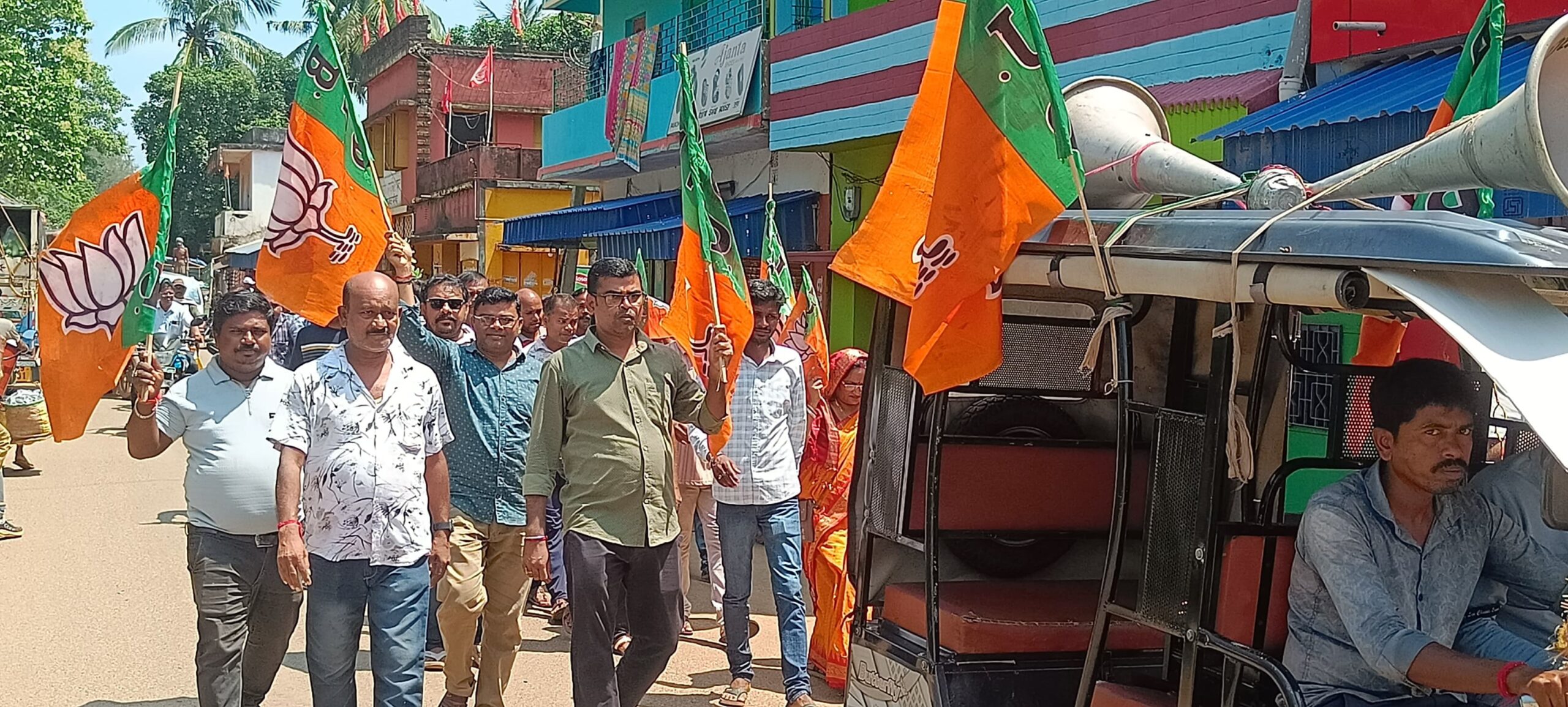 Bahragora : बहरागोड़ा में थम गई व्यावसायिक गतिविधियां: छात्रों पर लाठीचार्ज के विरोध में भाजपा का बाज़ार बंद सफल