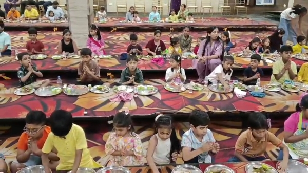 Jamshedpur : बाल पार्थिव शिवलिंग पूजा से बच्चों को संस्कार और आस्था से जोड़ने की पहल, जमशेदपुर रॉयल्स ने नई पीढ़ी को भारतीय परंपरा, आध्यात्मिकता और सांस्कृतिक मूल्यों से जोड़ने की अनूठी पहल की