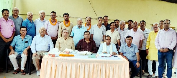 Jamshedpur : विद्यापति परिषद् बागबेड़ा की नई कार्यकारिणी गठित, अनूप अध्यक्ष, अखिलेश महासचिव और रंजीत बने कोषाध्यक्ष