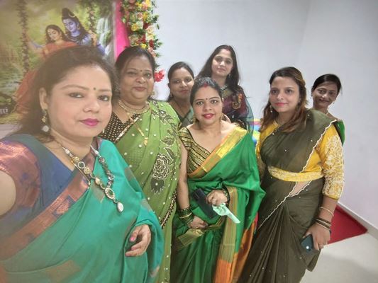Ranchi :  शौर्य कुंज भवन में उत्साह, उमंग, सौहार्द और महिला एकजुटता के साथ मना सावन महोत्सव