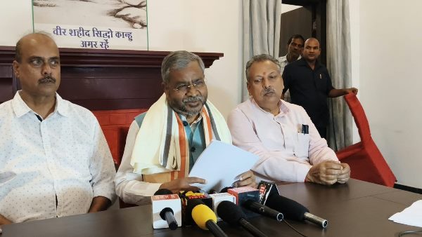Jamshedpur : नेता प्रतिपक्ष बाबूलाल मरांडी ने JSSC-CGL मामले में फिर दोहरायी CBI जांच की मांग, कहा- जिम्मेदार अधिकारियों की भूमिका की स्वतंत्र जांच हो