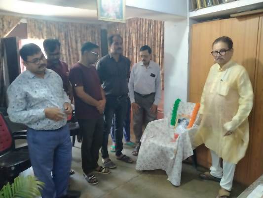 Bahragora : बहरागोड़ा में स्व. किशन पटनायक की पुण्यतिथि पर श्रद्धांजलि सभा आयोजित, डॉ. दिनेश षाड़ंगी संग कार्यकर्ताओं ने किया नमन