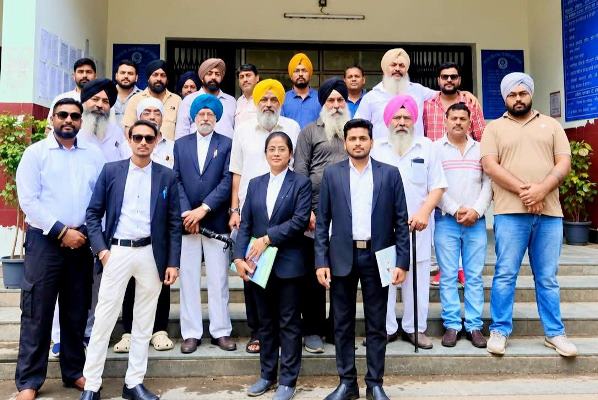Jamshedpur : जेएनएसी टीम पर जानलेवा हमला करने तथा सरकारी कार्य में बाधा पहुंचाने के आरोप से गुरदीप पप्पू सहित 14 बरी