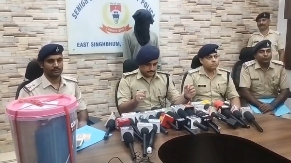 Jamshedpur : जुगसलाई में 17.274 किलो गांजा बरामद, बिहार का युवक गिरफ्तार, करीब 8 लाख रुपये बताई गई कीमत