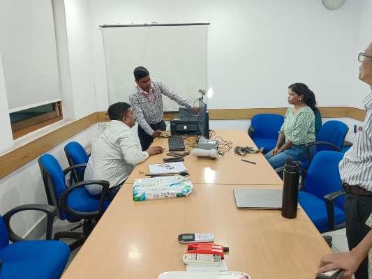 Jamshedpur : सिंहभूम डाक मंडल ने जुस्को परिसर में आयोजित किया विशेष जागरूकता एवं आधार शिविर