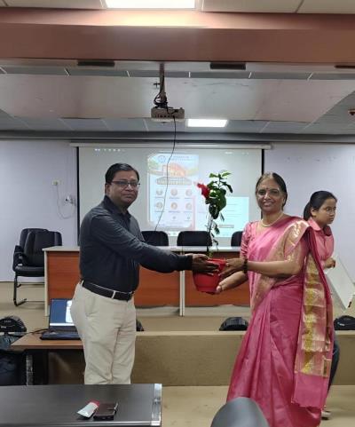 Jamshedpur : जमशेदपुर महिला विश्वविद्यालय में पहली बार मनाया गया इंजीनियर्स डे