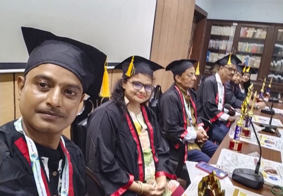 Jhargram : झाड़ग्राम के प्रसिद्ध नृत्य कलाकार तापस दे को ‘ऑनरेरी डॉक्टरेट अवॉर्ड’ से सम्मानित किया गया