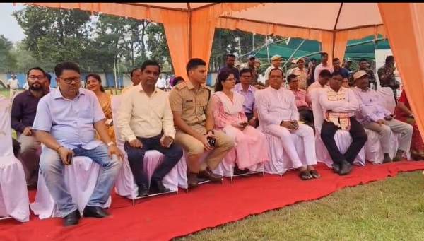 Jhargram : प्रधानमंत्री नरेंद्र मोदी के सार्वजनिक जीवन के 25 वर्ष पूरे होने पर झाड़ग्राम में ‘सेवा ज्योति यात्रा’ कार्यक्रम का आयोजन
