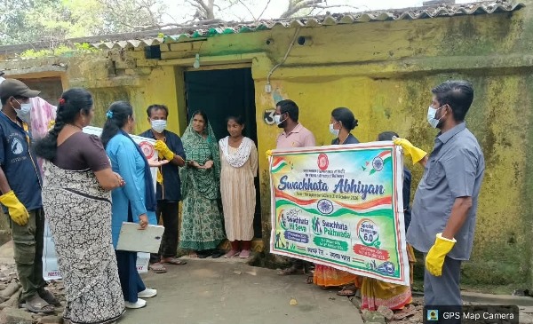 Kharagpur : खड़गपुर रेल मंडल ने स्वच्छता पखवाड़ा के तहत चलाया व्यापक सफाई अभियान