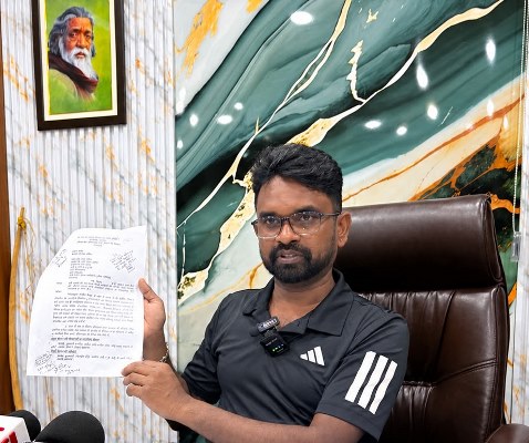 Jamshedpur : मारपीट के आरोप पर विधायक संजीव सरदार का पलटवार, बोले-अधिकारियों से सिर्फ जानकारी ली, मारपीट का आरोप बेबुनियाद
