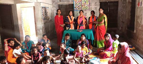 Potka : सेवा संकल्प अभियान के तहत आंगनबाड़ी सेविका-सहायिका को भाजपा नेत्री ने किया सम्मानित