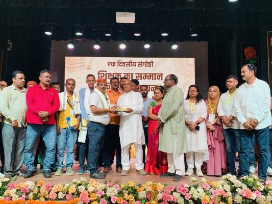 Jamshedpur : विधायक सरयू राय ने शिक्षा व्यवस्था की बदहाली के आंकड़े रखे, बोले- नींव कमजोर होगी तो नई शिक्षा नीति क्या करेगी?