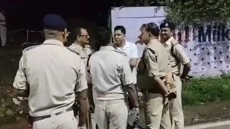 Jamshedpur : सोनारी बिन्दल मॉल फायरिंग के आरोपियों की पुलिस से मुठभेड़, एनकाउंटर में शूटर मोहन यादव और अजीत मंडल घायल, MGMCH में चल रहा इलाज